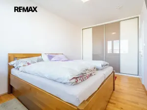 Prodej bytu 4+1, Praha - Hlubočepy, Renoirova, 90 m2