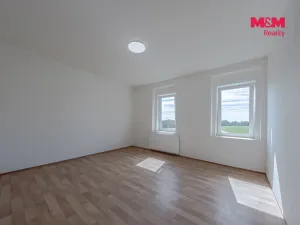 Pronájem rodinného domu, Vrátno, 302 m2