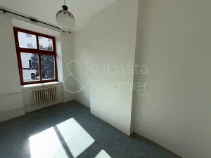 Pronájem bytu 2+1, Chrudim, Tyršovo náměstí, 52 m2