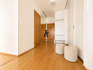 Pronájem bytu 3+kk, Praha - Žižkov, Jeseniova, 87 m2