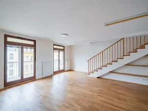 Pronájem bytu 4+1, Praha - Smíchov, Štefánikova, 147 m2