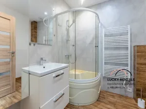 Pronájem bytu 2+kk, Čestlice, Habrová, 59 m2