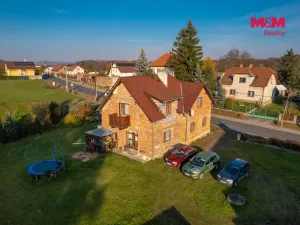 Prodej rodinného domu, Lochovice, 180 m2