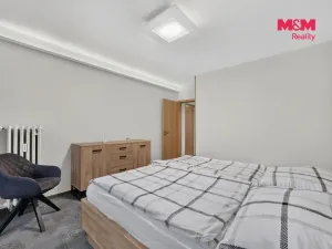 Prodej bytu 2+1, Třeboň - Třeboň II, Hliník, 62 m2