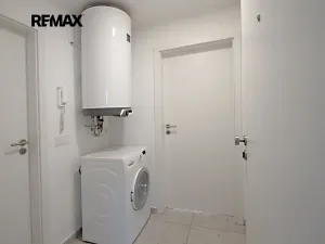 Pronájem bytu 1+kk, Kolín, Zlatá, 27 m2