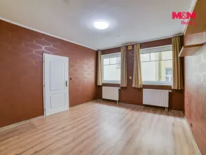 Pronájem obchodního prostoru, Mariánské Lázně, Hlavní třída, 35 m2