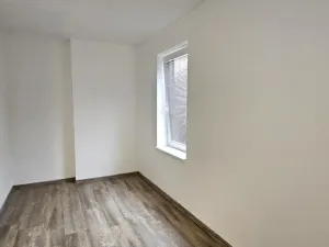 Pronájem bytu 1+kk, Brno - Maloměřice, 37 m2