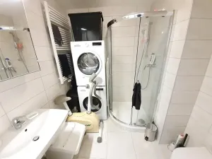 Pronájem bytu 1+kk, Praha - Letňany, Chlebovická, 35 m2