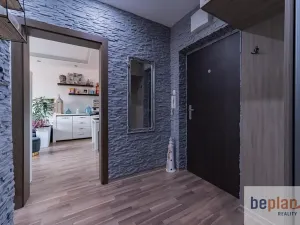 Prodej bytu 2+1, Nová Role, Svobodova, 54 m2