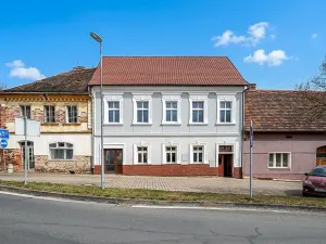 Prodej vícegeneračního domu, Švihov, nám. T. G. Masaryka, 240 m2