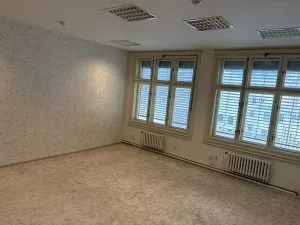 Pronájem kanceláře, Praha - Nové Město, Spálená, 34 m2