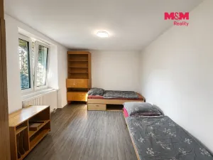 Pronájem atypického bytu, Čáslav - Čáslav-Staré Město, Formíkova, 90 m2