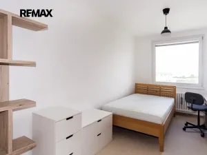 Pronájem bytu 4+1, Praha - Modřany, Pertoldova, 80 m2
