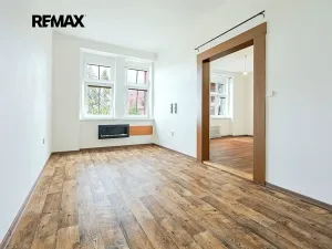 Pronájem bytu 2+kk, Plzeň, Edvarda Beneše, 57 m2