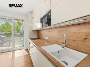 Prodej bytu 2+kk, Praha - Košíře, Černochova, 49 m2