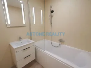 Pronájem bytu 3+1, Praha - Strašnice, Pod strání, 68 m2