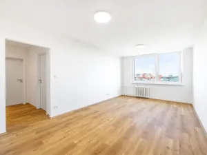 Prodej bytu 3+kk, Praha - Petrovice, Rezlerova, 69 m2