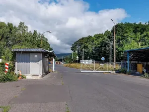 Prodej komerční nemovitosti, Dubí, Horská, 3047 m2