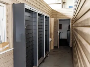 Prodej výrobních prostor, Dubí, Horská, 3047 m2