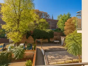 Pronájem bytu 2+kk, Praha - Vyšehrad, Vratislavova, 33 m2