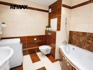 Pronájem bytu 3+1, Praha - Podolí, Kaplická, 55 m2