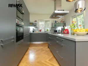 Pronájem vily, Praha - Nebušice, Na Malé Šárce, 302 m2