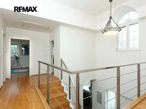 Pronájem vily, Praha - Nebušice, Na Malé Šárce, 302 m2