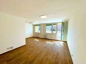 Pronájem bytu 3+kk, Praha - Horní Měcholupy, Nad přehradou, 72 m2