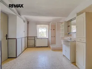Prodej rodinného domu, Kladruby, Husova, 131 m2