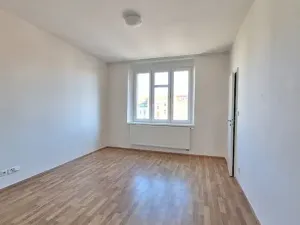 Pronájem bytu 2+kk, Praha - Holešovice, Malá Plynární, 51 m2
