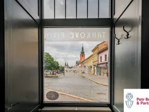 Prodej obchodního prostoru, Rakovník, Husovo náměstí, 1100 m2