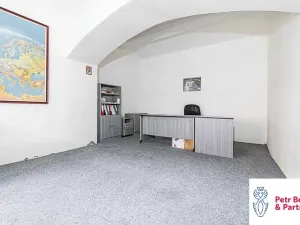 Prodej obchodního prostoru, Rakovník, Husovo náměstí, 1100 m2