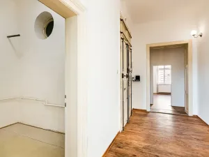 Pronájem pokoje, Brno, Sokolská, 87 m2