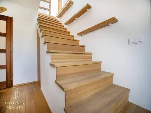 Prodej bytu 4+kk, Mnichovo Hradiště, Jiráskova, 87 m2