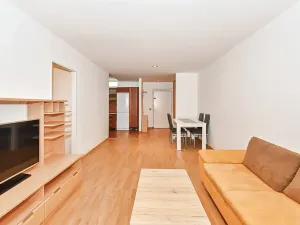Prodej bytu 2+kk, Praha - Letňany, Kostomlatská, 65 m2