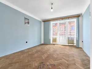 Prodej bytu 2+1, Karlovy Vary, Zbrojnická, 61 m2