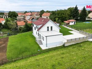 Prodej rodinného domu, Žižice - Osluchov, 248 m2