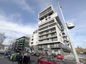 Pronájem obchodního prostoru, Praha - Stodůlky, Hábova, 153 m2