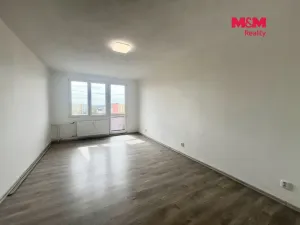 Pronájem bytu 2+1, Jindřichův Hradec - Jindřichův Hradec III, sídliště Vajgar, 63 m2