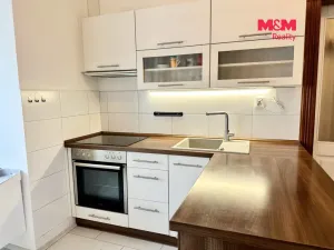 Prodej bytu 3+1, České Budějovice - České Budějovice 6, Dukelská, 76 m2