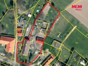 Prodej zemědělské usedlosti, Úštěk - Robeč, 1230 m2