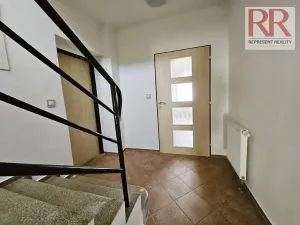 Pronájem obchodního prostoru, Plzeň, Mezi Ploty, 160 m2
