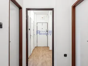 Prodej bytu 3+1, Pardubice, Stavbařů, 64 m2