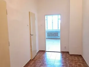 Pronájem bytu 1+1, Praha - Vinohrady, Kouřimská, 36 m2