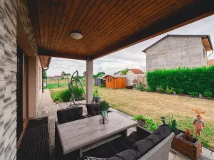 Prodej rodinného domu, Úherce, Východní, 115 m2