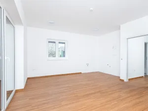 Prodej bytu 2+kk, Lázně Bohdaneč, Šípkova, 56 m2