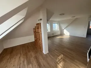 Pronájem bytu 3+kk, Praha - Kobylisy, Klíčanská, 93 m2