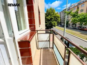 Pronájem bytu 2+kk, Praha - Vršovice, Vršovická, 51 m2