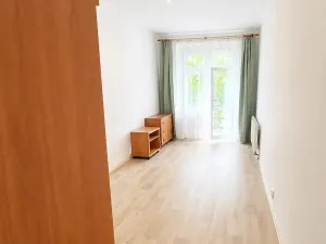 Pronájem bytu 2+kk, Praha - Vršovice, Vršovická, 51 m2