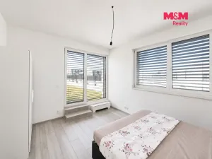 Pronájem bytu 4+kk, Praha, Nebřenická, 102 m2